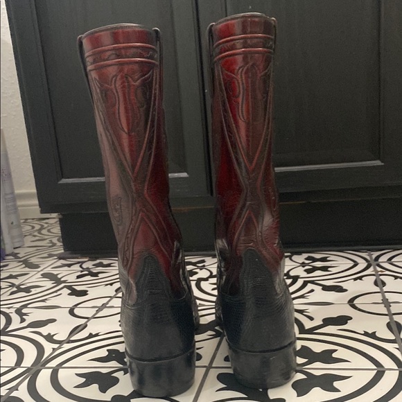 Men's Black and Maroon Cowboy Boots - Picture 3 of 11